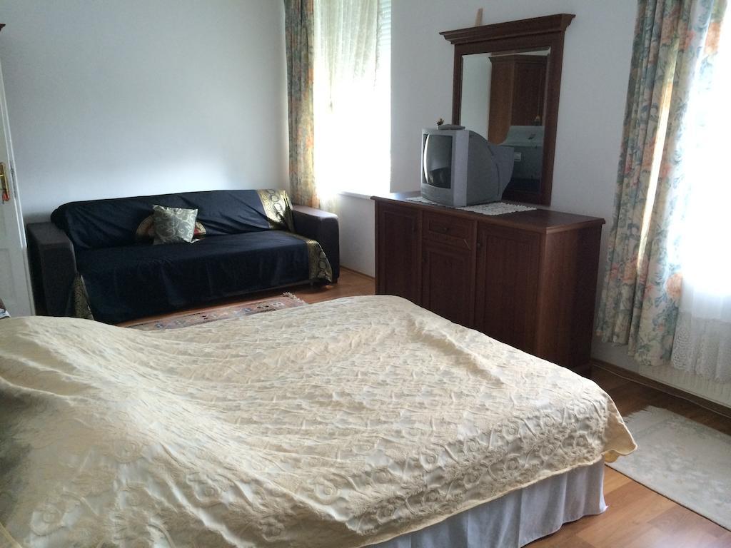 Villa Rubin Panzio Hajdúszoboszló Quarto foto